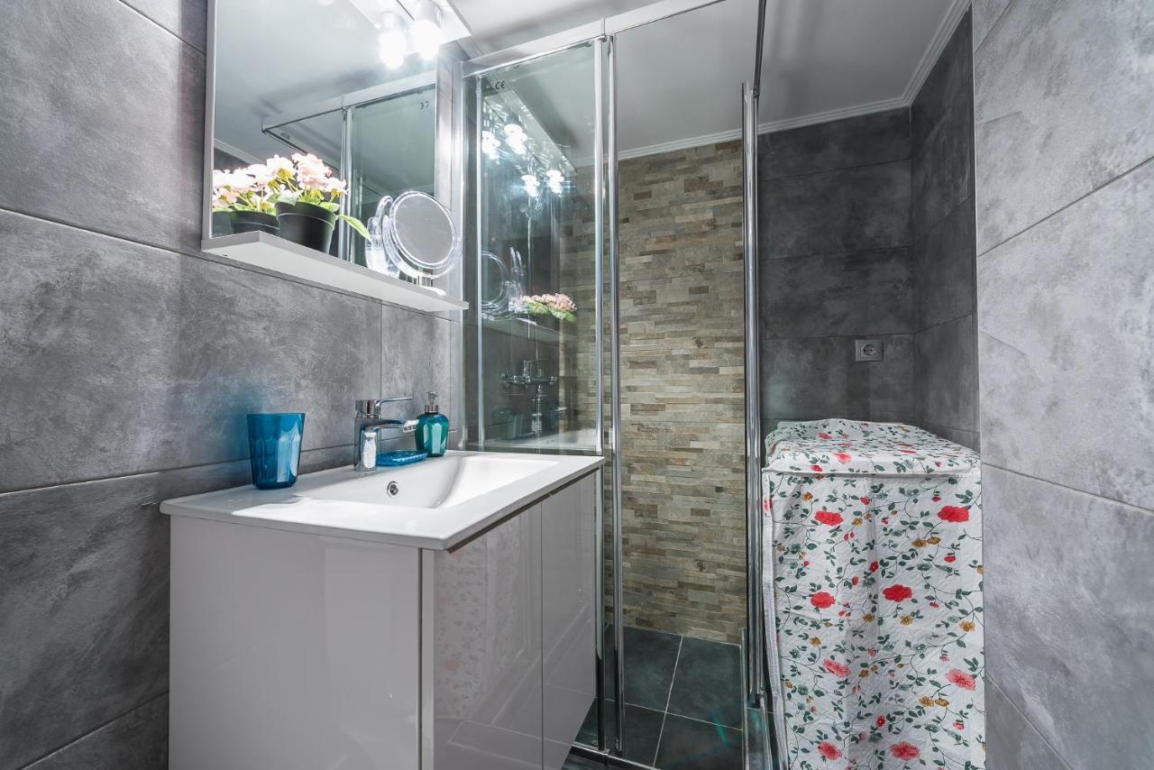 Stylish Home In Koukaki By Cloudkeys Афіни Екстер'єр фото